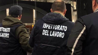 Alessandria - Lavoro nero e videosorveglianza irregolare: sospesa un’attività di panificazione