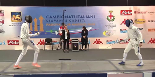 Casale Monferrato - Ettore Leporati, impresa d’oro a 17 anni: batte Di Veroli e conquista gli Assoluti di spada