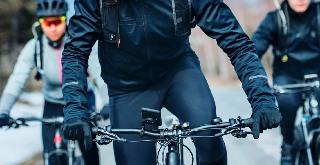 Domodossola - Ciclista invernale sotto il sole: i Carabinieri lo fermano e scoprono 250 grammi di hashish